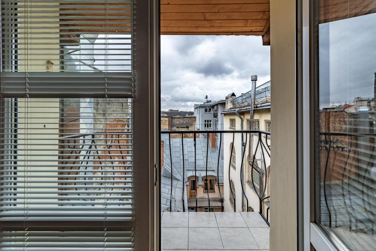 Grand Apartments On Rynok Square Lemberg Exterior foto